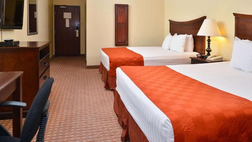 Quality Inn And Suites Fort Worth Exterior photo
